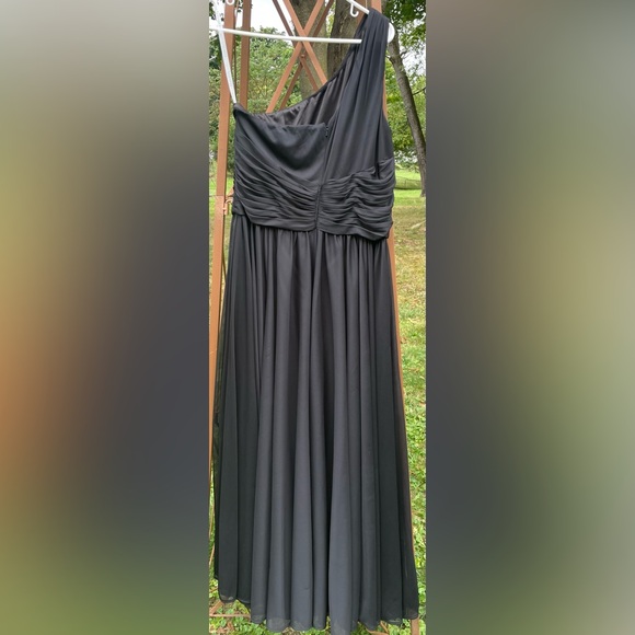 David’s Bridal Formal Dress Size 12 - Picture 2 of 8